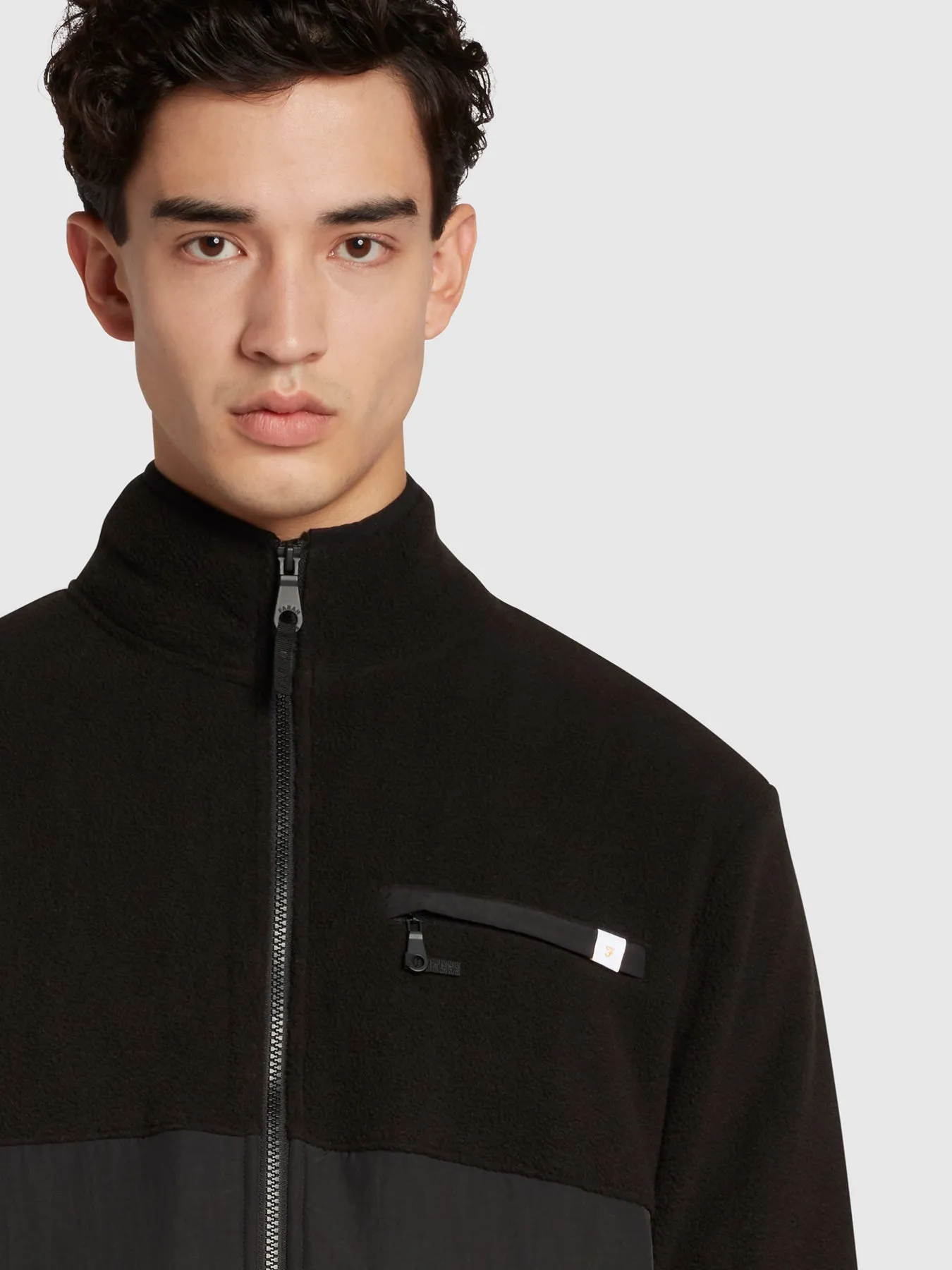 Courchevel Regular Fit Fleece Pocket Sweatshirt In Black