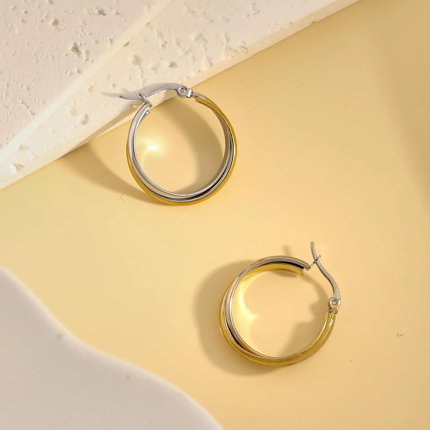 Gold Silver Hoop Earrings for Women Three Circle Two Circle Intertwining Earrings Polished Chunky Huggie Hoop Earrings Fashion Jewelry