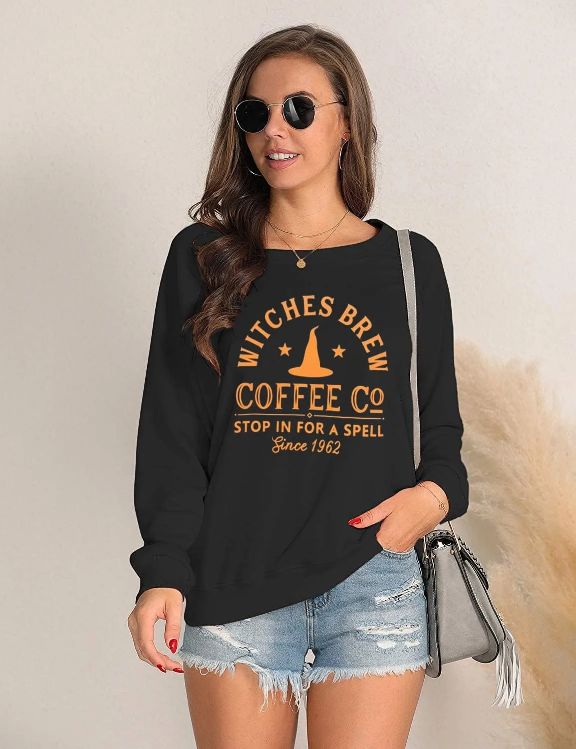 Halloween Sweatshirts for Women Witches Brew Sweatshirt Funny Spooky Season Sweatshirt Ghost Fall Sweater Pullover Tops