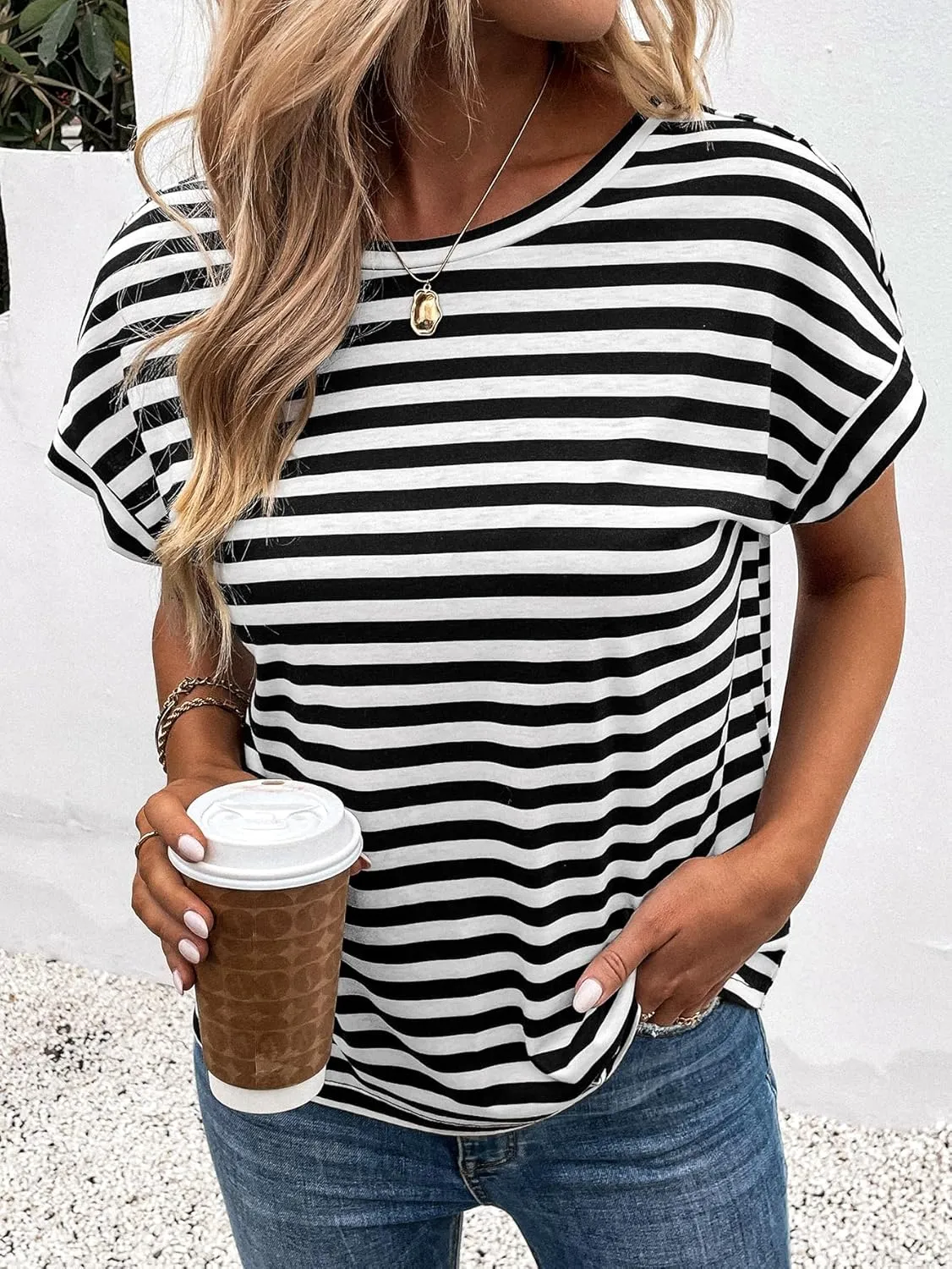 SweatyRocks Women's V-Cut Criss Cross Back Short Sleeve Tee Shirts Casual Summer Crew Neck Backless Tops